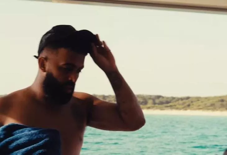 Eladio Carrión - 6PM EN MALLORCA (Video Oficial)