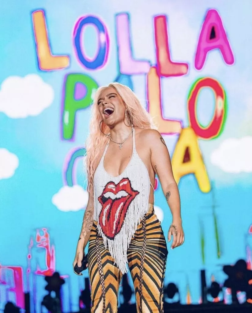 Karol G brilló en Lollapalooza, Chicago, anticipando su tour 'Mañana Será Bonito'. Revive los momentos inolvidables y descubre detalles únicos del espectáculo.