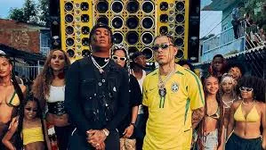 Hamilton, uno de los referentes del afrobeat en Colombia, lanza su nuevo sencillo “A Poca Luz” en colaboración con el reggaetonero Ryan Castro.