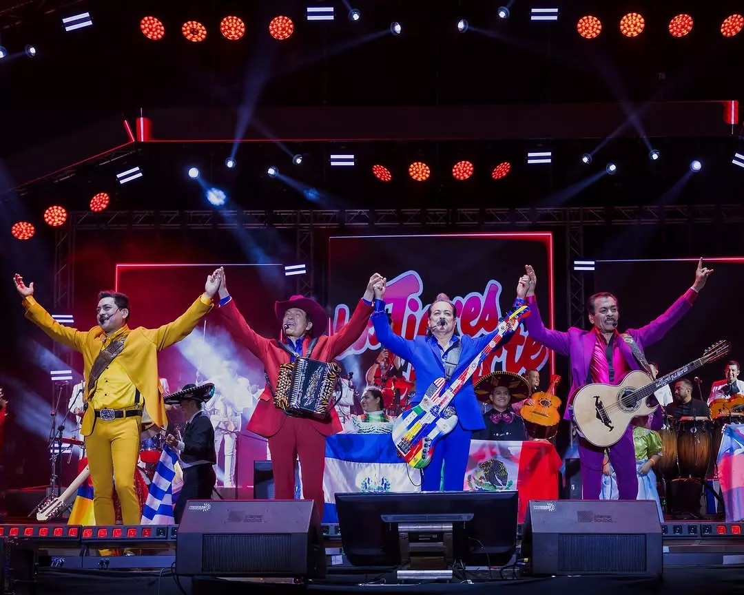 IMAGEN 2 2 los tigres del norte tour