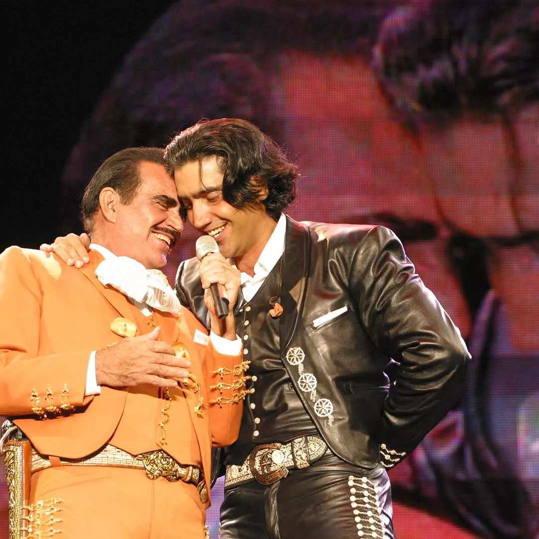 IMAGEN 2 2 alejandro fernandez tour​