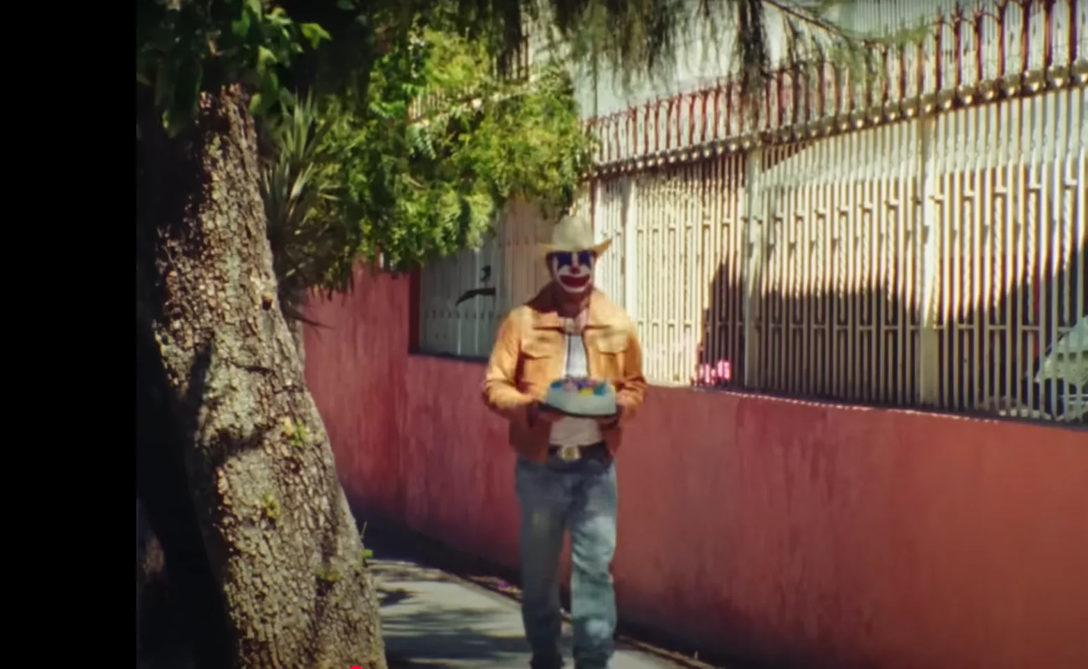 Christian Nodal - X Perro (Video Oficial)