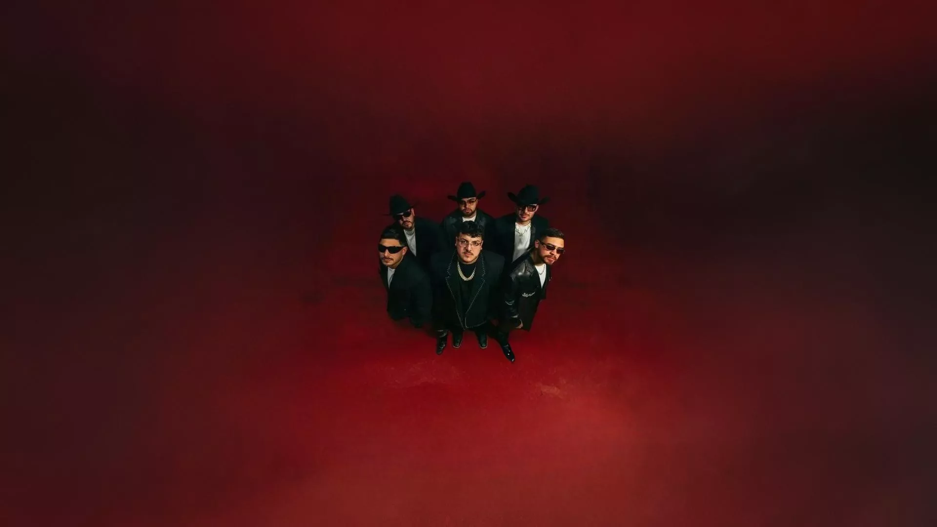 Grupo Frontera lanza “Y Lo Que Viene”, un EP con Carin León, Manuel Turizo y más