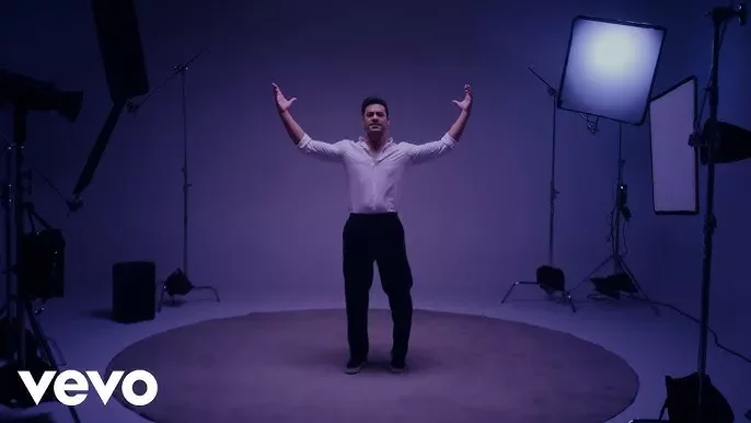 Carlos Rivera - El Vuelo