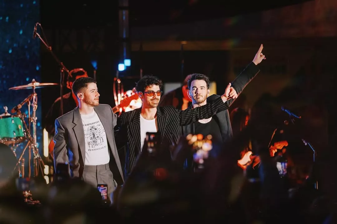 IMAGEN 2 18 jonas brothers