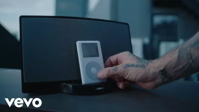 J Balvin, Jay Wheeler - Si Te Vas (Official Music Video)