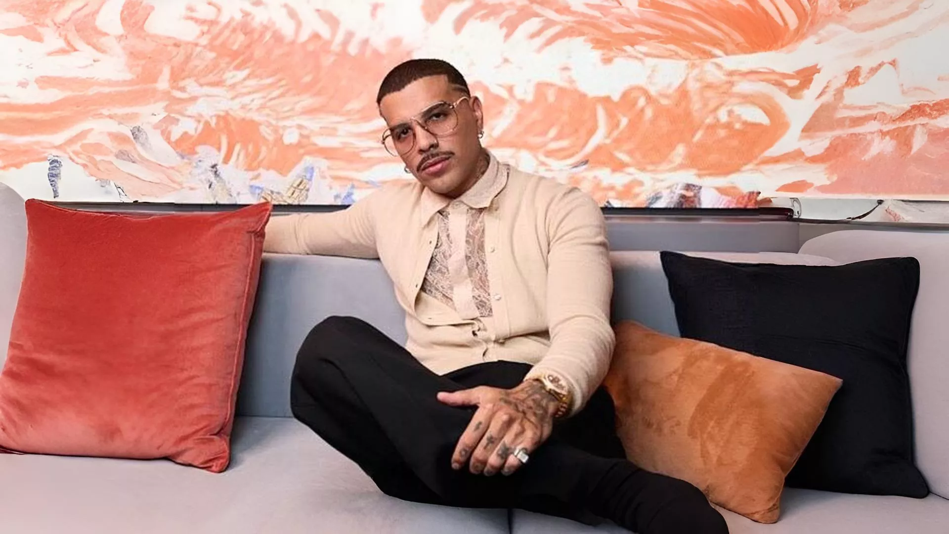Rauw Alejandro presenta su nuevo álbum “Cosa Nuestra: Capítulo 0”